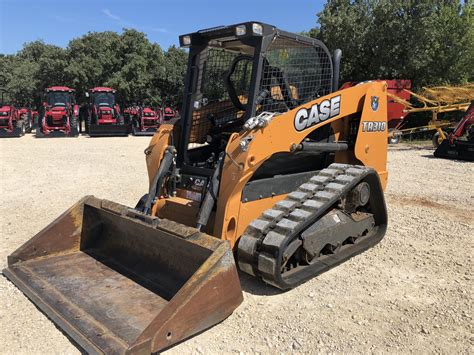 Compact track loader 